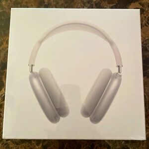Brand New Sealed Apple AirPods Max - Silver | Unmatched Sound Experience